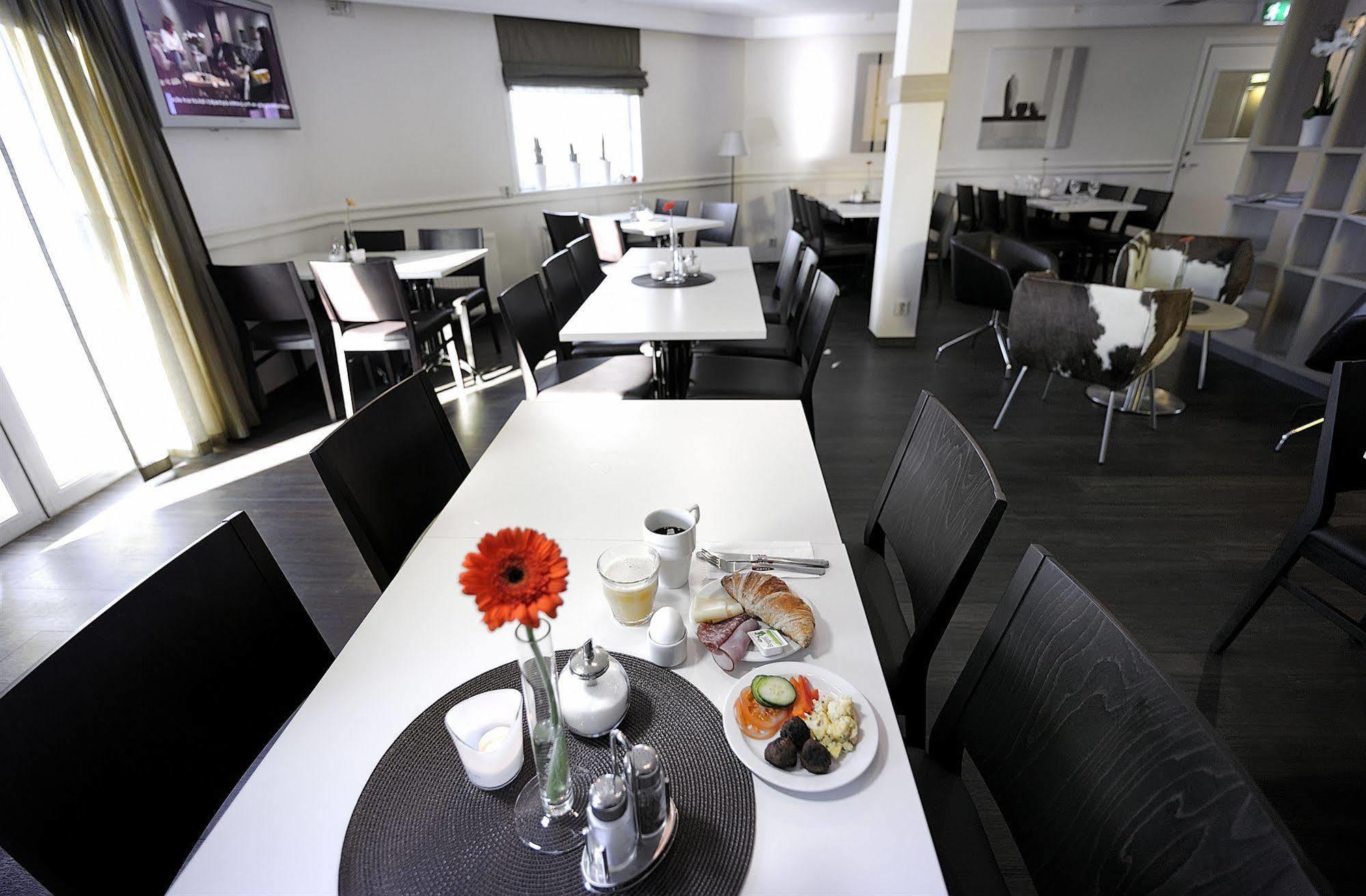 Good Morning Moelndal Hotel Bagian luar foto